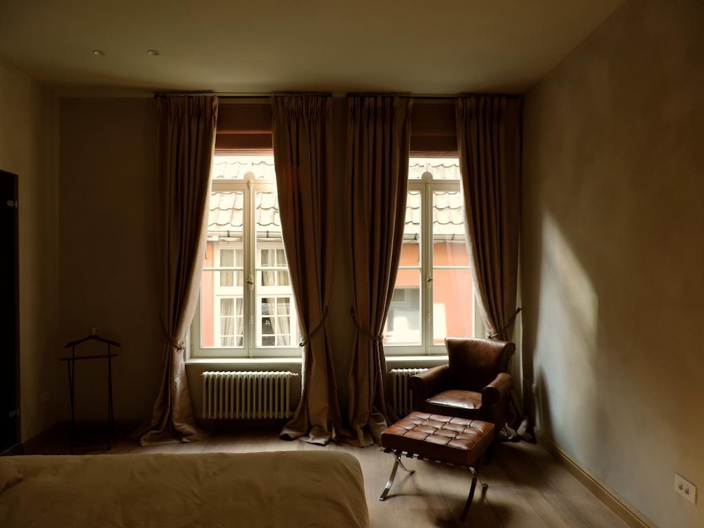 B&B Saint-Sauveur Brygge Rum bild