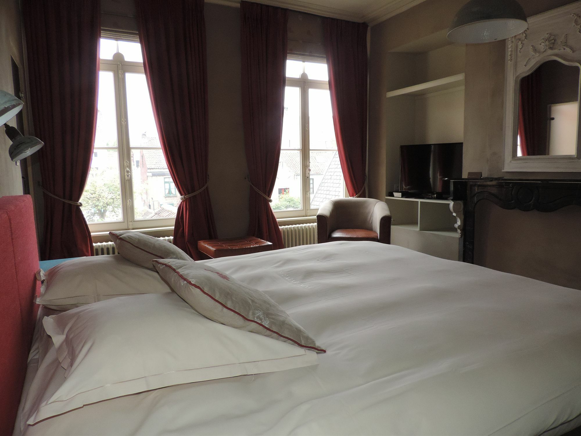 B&B Saint-Sauveur Brygge Exteriör bild